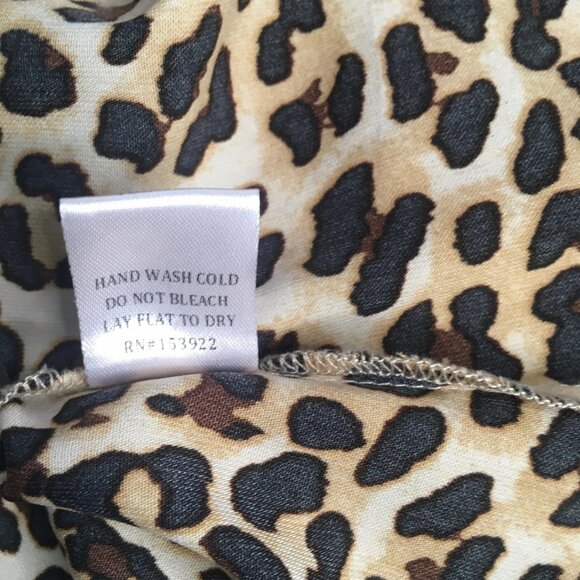 See And Be Seen Shirt Womens Medium Leopard Floral Embroidered Boho Tunic T2971 - Picture 15 of 15